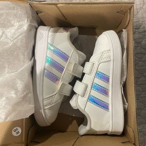 Toddler shoes Adidas 6 toddler
